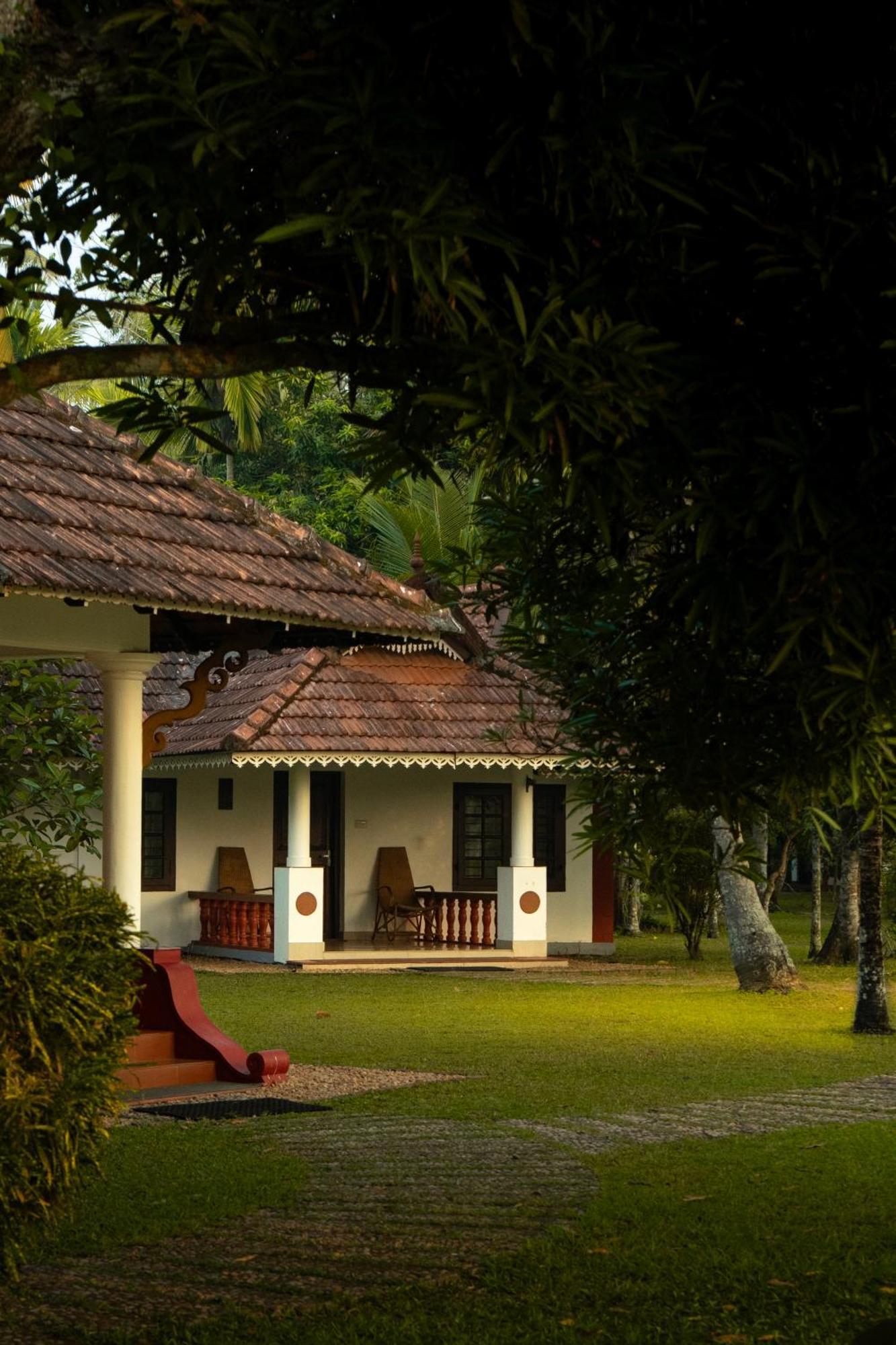 Palmgrove Lake Resort Alappuzha Zewnętrze zdjęcie